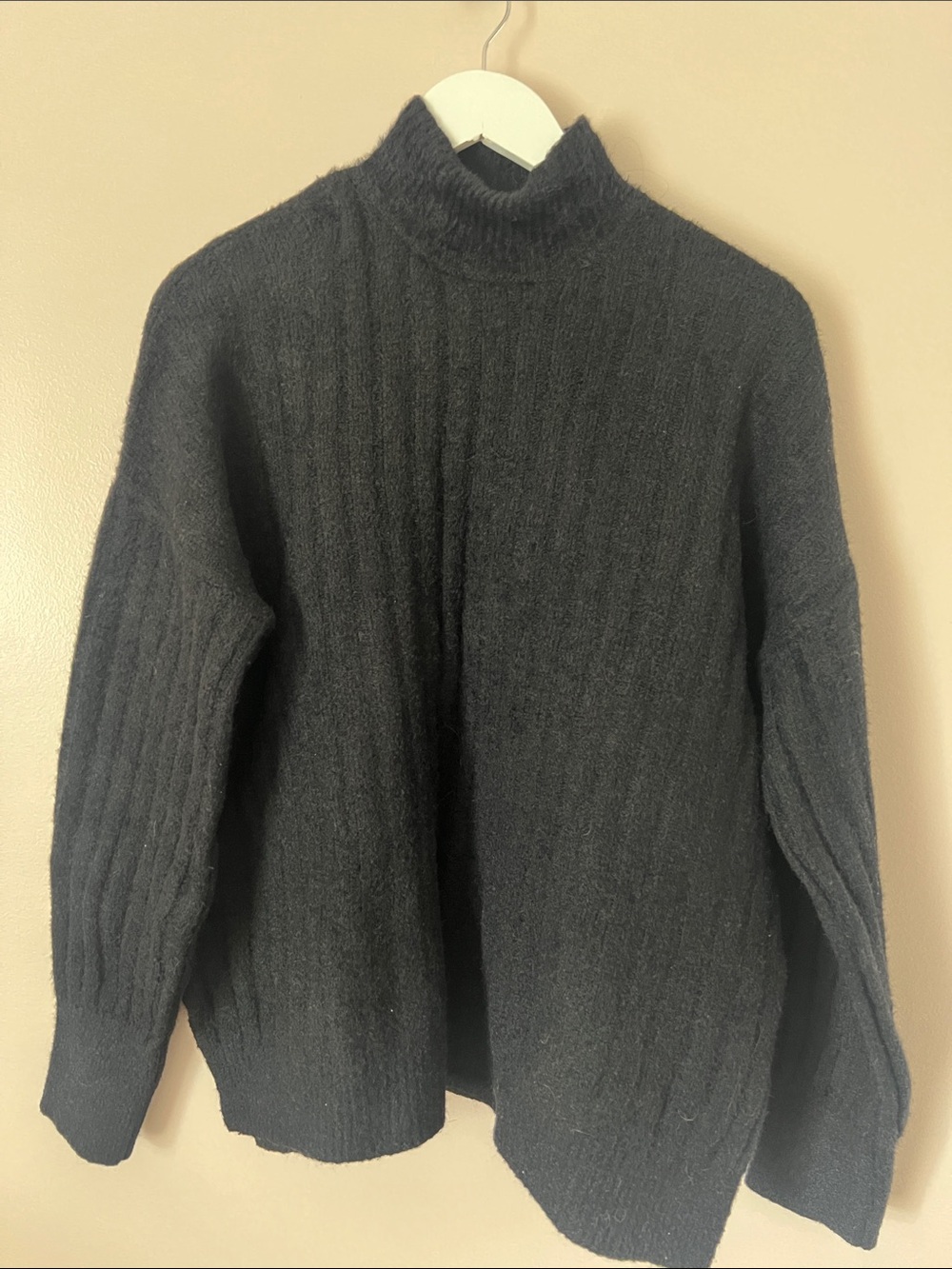 Jessica Simpson Women's Black Turtleneck Sweater